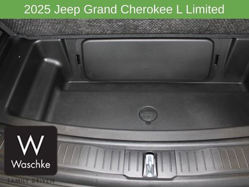 New 2025 Jeep Grand Cherokee L Limited w/ Trailer Tow Package image 23