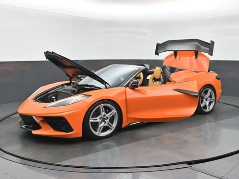 Used 2023 Chevrolet Corvette Stingray Preferred Conv w/ Z51 Performance Package RWD image 34