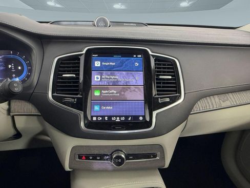 Used 2023 Volvo XC90 B6 Ultimate w/ Protection Package Premier AWD/4WD image 18