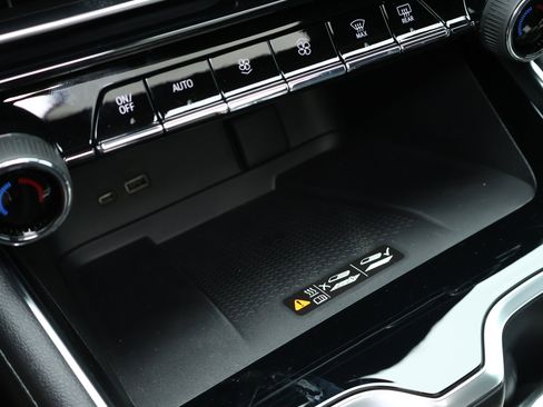 New 2026 Chevrolet Traverse Z71 AWD/4WD image 19