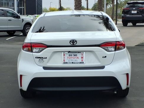 Certified 2025 Toyota Corolla LE image 5