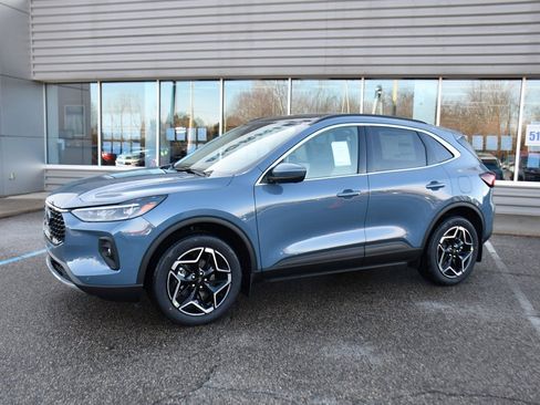 New 2026 Ford Escape Platinum w/ Premium Technology Package image 2