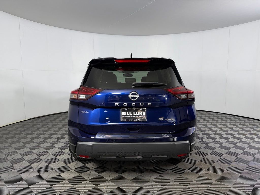 Used 2025 Nissan Rogue SL w/ SL Premium Package AWD/4WD image 7