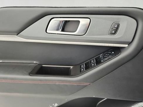 Certified 2026 Ford Explorer ST-Line AWD/4WD image 21