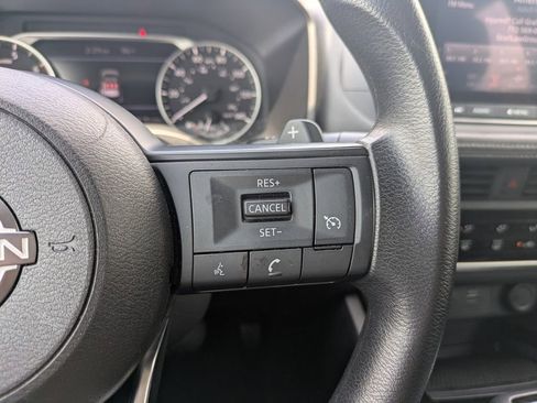 Used 2023 Nissan Rogue S AWD/4WD image 24