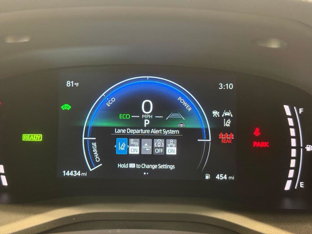 Certified 2026 Toyota Camry SE FWD image 29