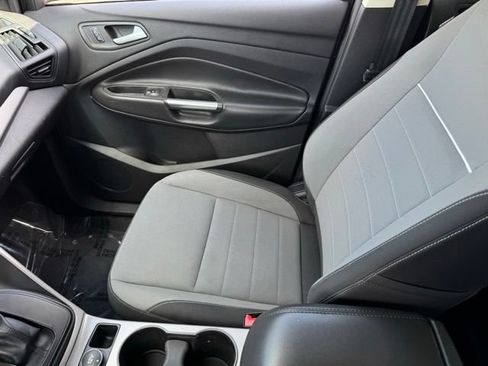 Used 2014 Ford Escape SE w/ Equipment Group 201A AWD/4WD image 22