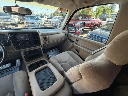 Used 2003 Chevrolet Silverado 2500 LS w/ Skid Plate Package AWD/4WD image 31