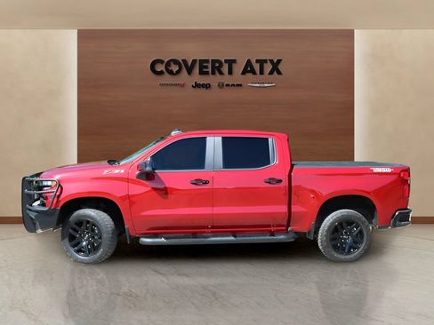 Used 2021 Chevrolet Silverado 1500 LT Trail Boss w/ Bed Protection Package AWD/4WD image 2