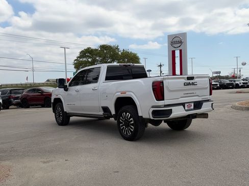 Used 2024 GMC Sierra 3500 Denali Ultimate AWD/4WD image 6