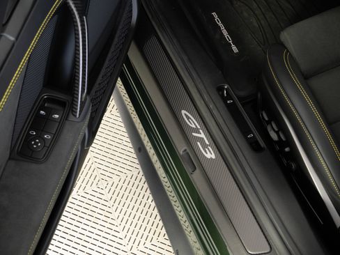 Certified 2026 Porsche 911 GT3 RWD image 8