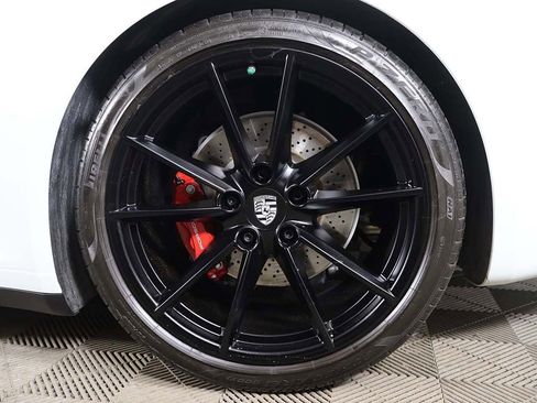 Used 2024 Porsche 911 Carrera S RWD image 16