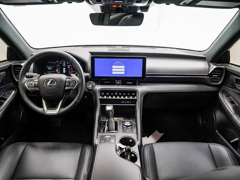 Used 2026 Lexus IS 350 F Sport RWD image 12