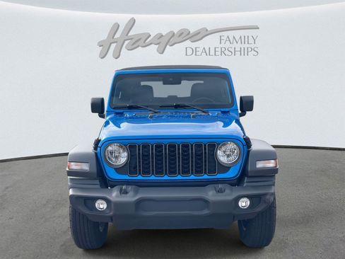 Used 2024 Jeep Wrangler Sport S image 29
