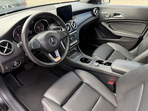 Used 2018 Mercedes-Benz CLA 250 4MATIC image 10