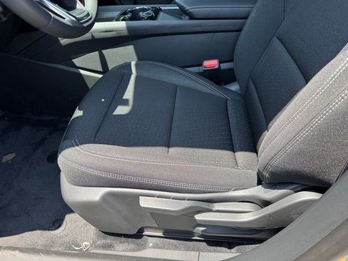 New 2025 Chevrolet Blazer EV LT image 27