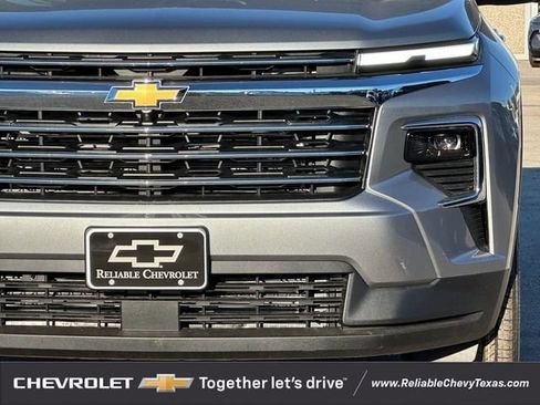 New 2026 Chevrolet Traverse LT FWD image 8