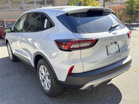 Used 2025 Ford Escape Active w/ Tech Pack #1 image 5