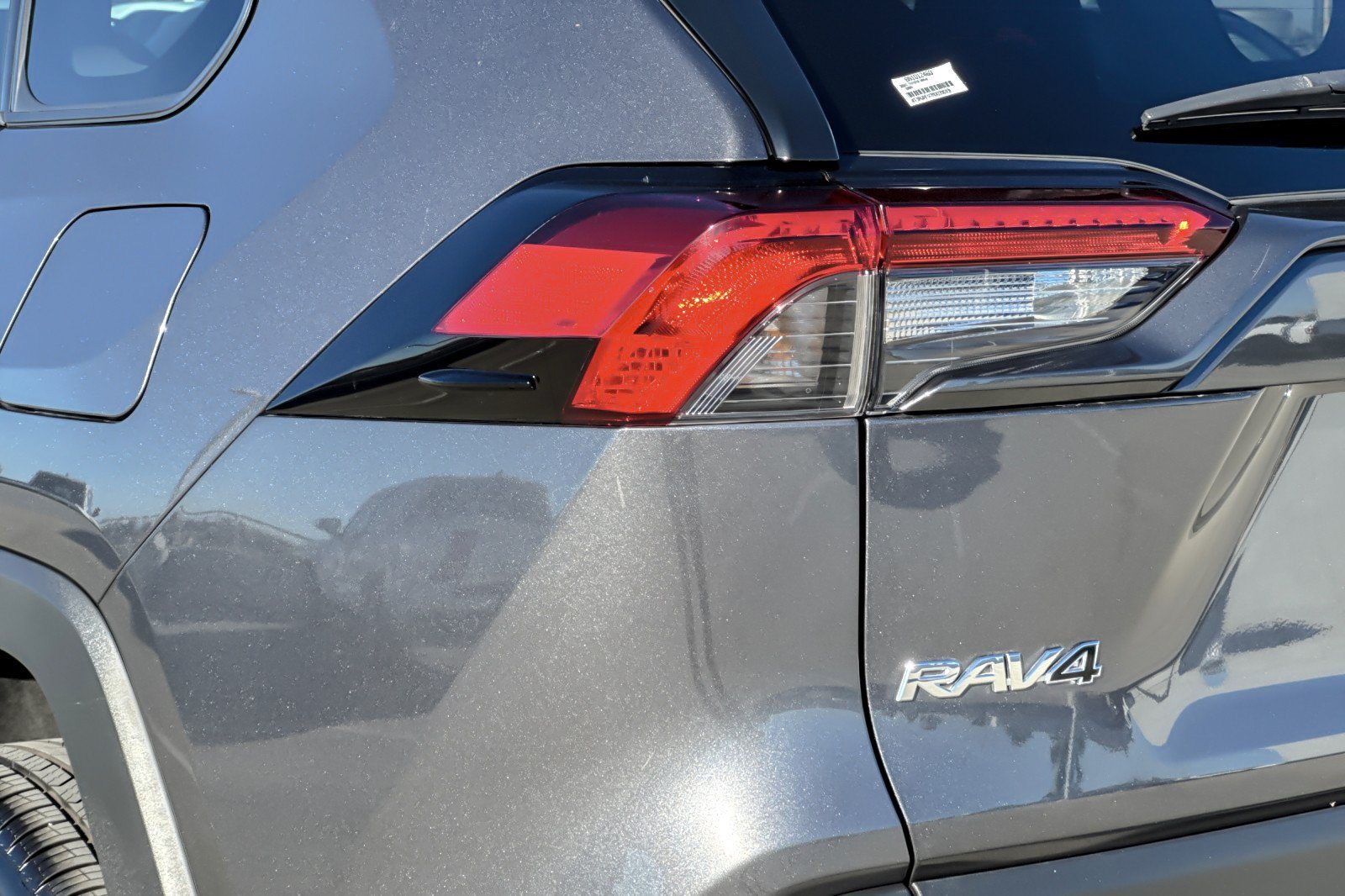 Used 2021 Toyota RAV4 XLE w/ XLE Grade Weather Package AWD/4WD image 26
