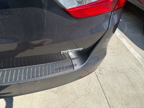 Used 2018 Honda Odyssey Touring image 17