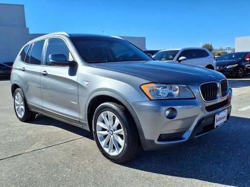 Used 2013 BMW X3 xDrive28i image 2
