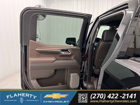 Used 2025 GMC Sierra 1500 Denali AWD/4WD image 10
