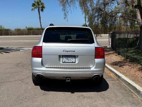 Used 2006 Porsche Cayenne AWD/4WD image 4