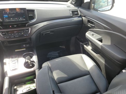 Used 2023 Honda Passport EX-L image 22