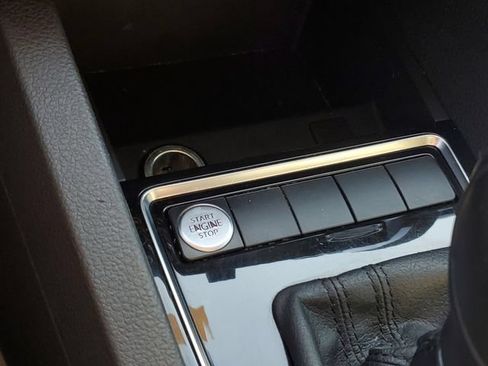 Used 2015 Volkswagen Jetta TDI SEL FWD image 30