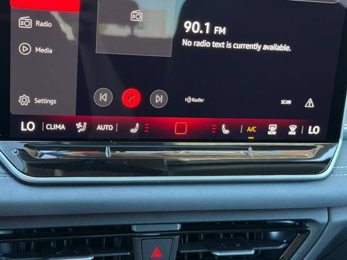 New 2026 Volkswagen Tiguan SE AWD/4WD image 19