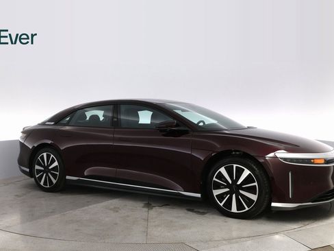 Used 2023 Lucid Air Touring image 5