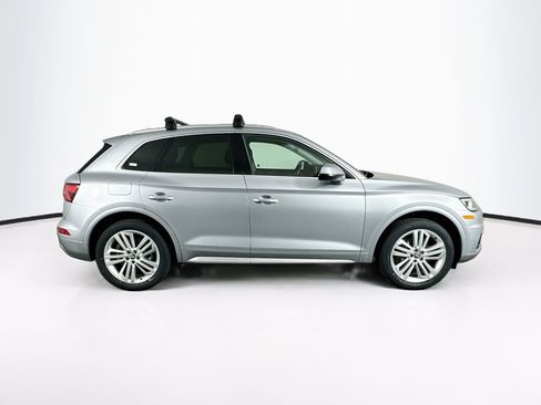 Used 2019 Audi Q5 2.0T Premium Plus w/ Premium Plus Package AWD/4WD image 10