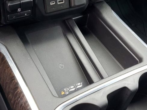 Used 2019 GMC Sierra 1500 Denali w/ Technology Package image 22