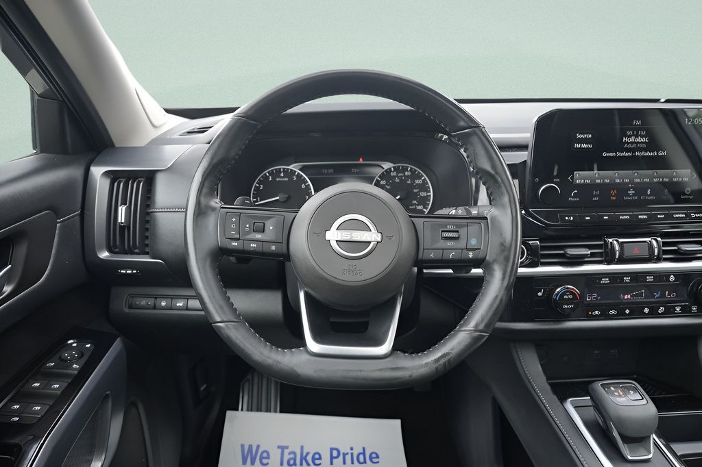 Used 2024 Nissan Pathfinder SL w/ SL Premium Package AWD/4WD image 18