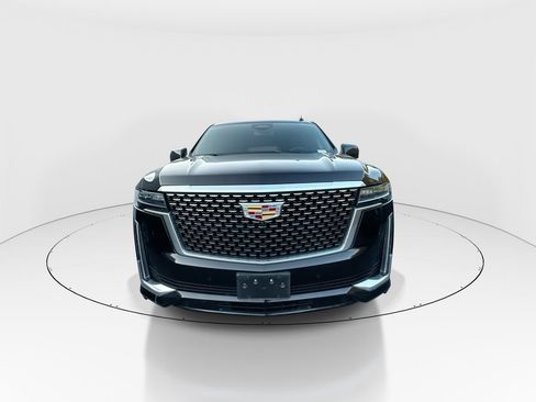Used 2023 Cadillac Escalade ESV Luxury RWD image 3