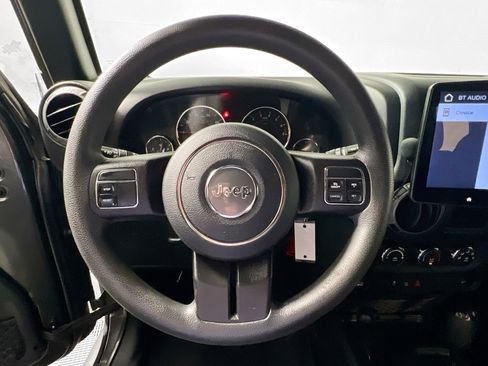 Used 2018 Jeep Wrangler Sport image 17