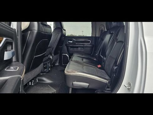 Used 2023 RAM 2500 Laramie AWD/4WD image 12