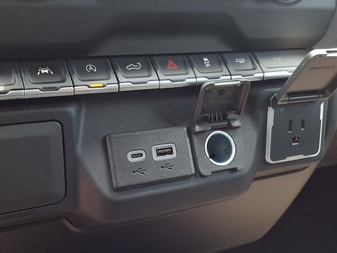 Used 2024 Chevrolet Silverado 1500 Custom w/ LPO, Dark Essentials Package RWD image 24