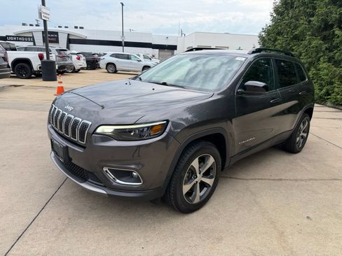 Used 2022 Jeep Cherokee Limited AWD/4WD image 7