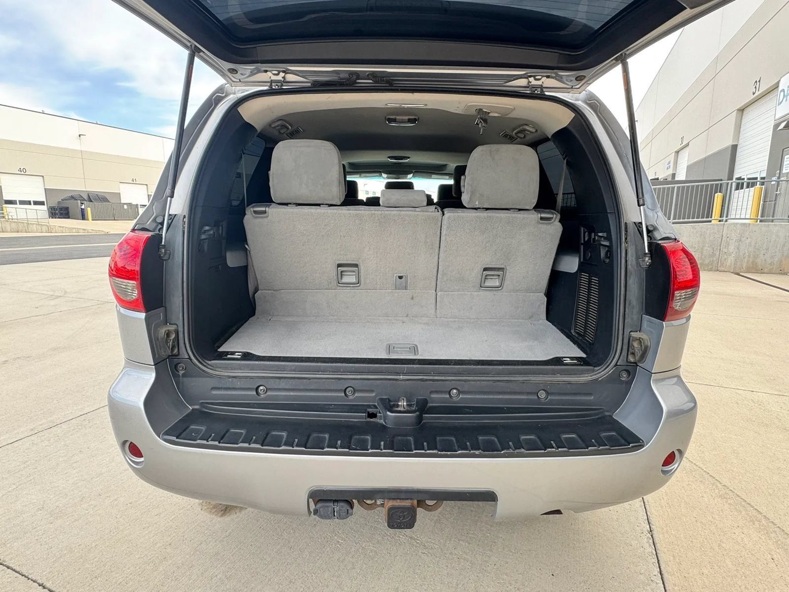 Used 2012 Toyota Sequoia SR5 AWD/4WD image 17