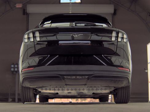Used 2025 Ford Mustang Mach-E Select AWD/4WD image 6