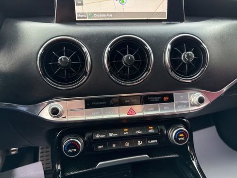 Used 2019 Kia Stinger GT2 image 40