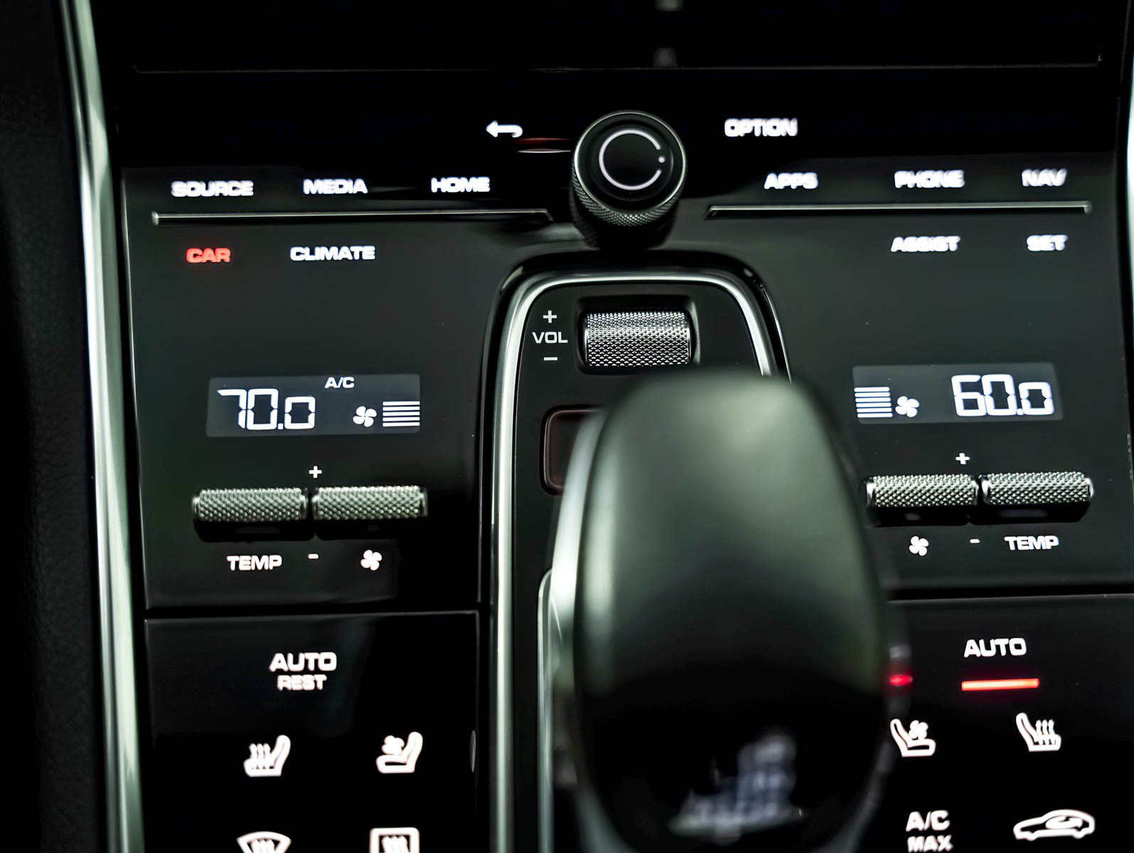 Certified 2023 Porsche Panamera 4 AWD/4WD image 21