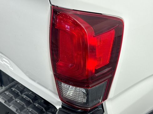 Used 2022 Toyota Tacoma SR RWD image 29