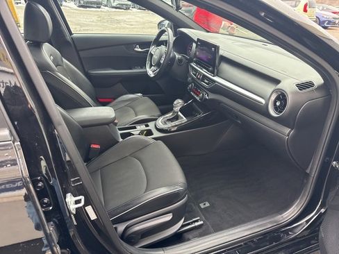 Certified 2022 Kia Forte GT-Line w/ GT-Line Premium Package image 19