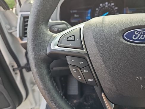 Used 2024 Ford Edge SEL w/ Convenience Package AWD/4WD image 13