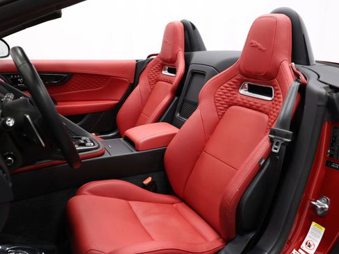 Used 2024 Jaguar F-TYPE R image 4