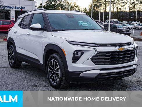 Used 2026 Chevrolet TrailBlazer LT w/ LT Cold Weather Package image 6