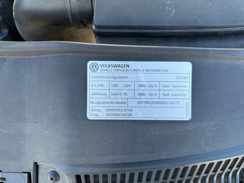 Used 2013 Volkswagen GTI 4-Door image 22