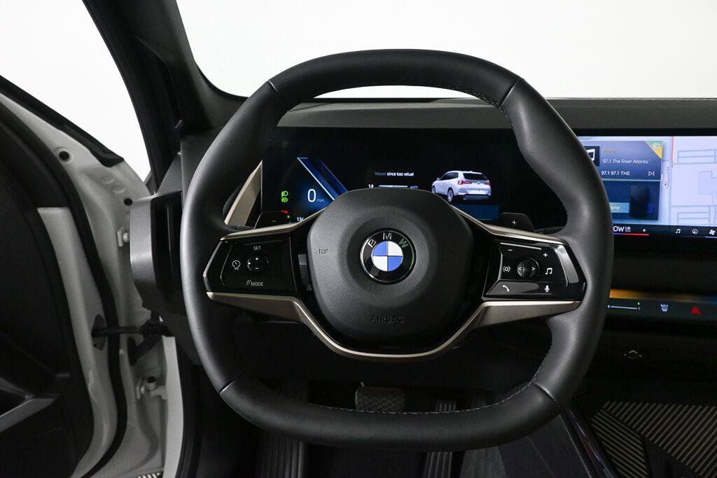 Used 2025 BMW X3 xDrive30i w/ Convenience Package AWD/4WD image 3